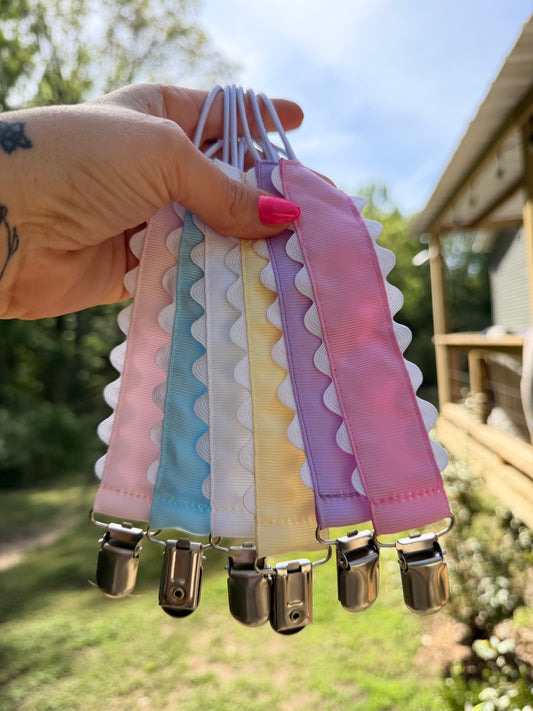Paci Clip Singles