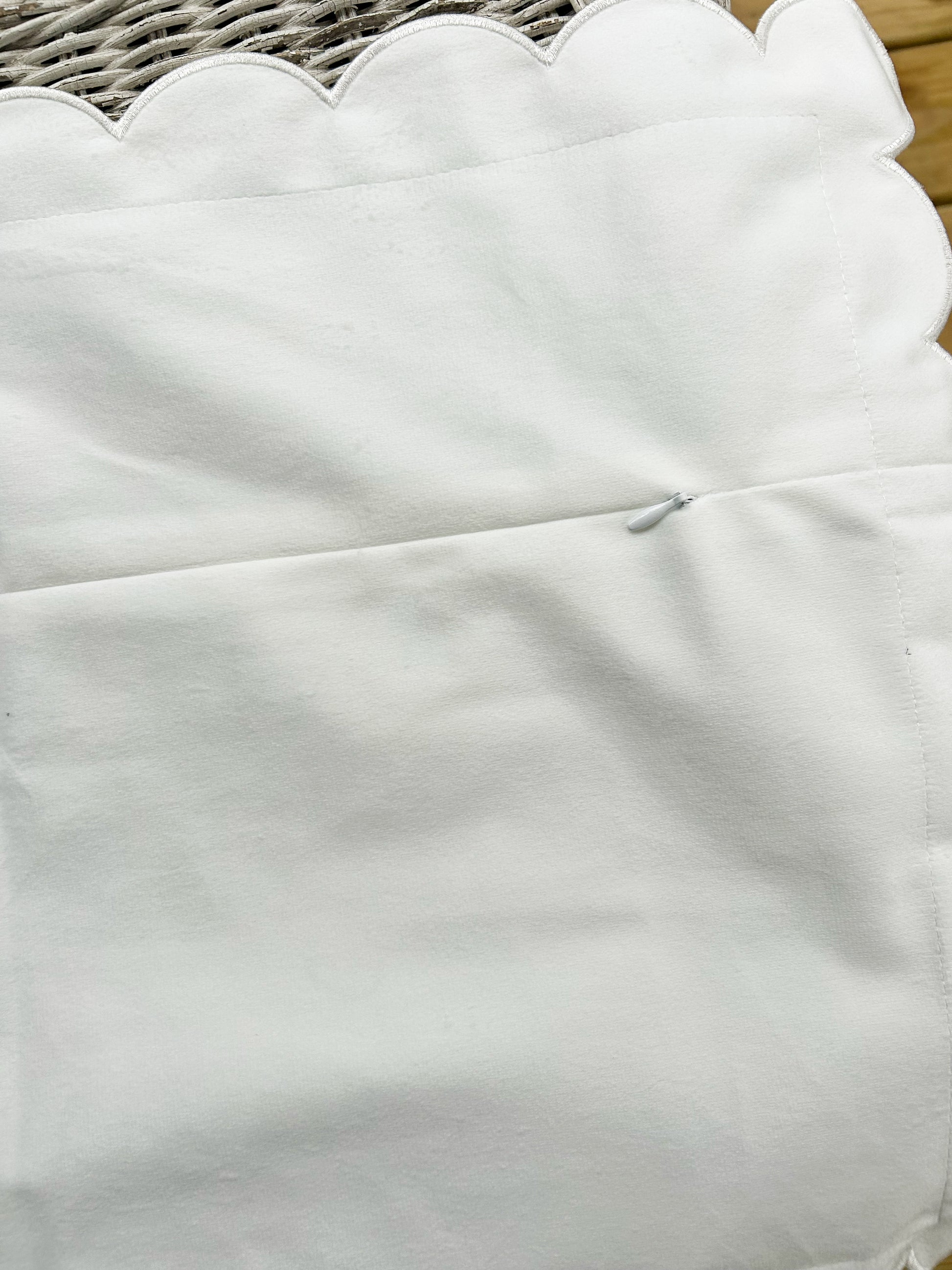 zipper closure pillow case embroidery