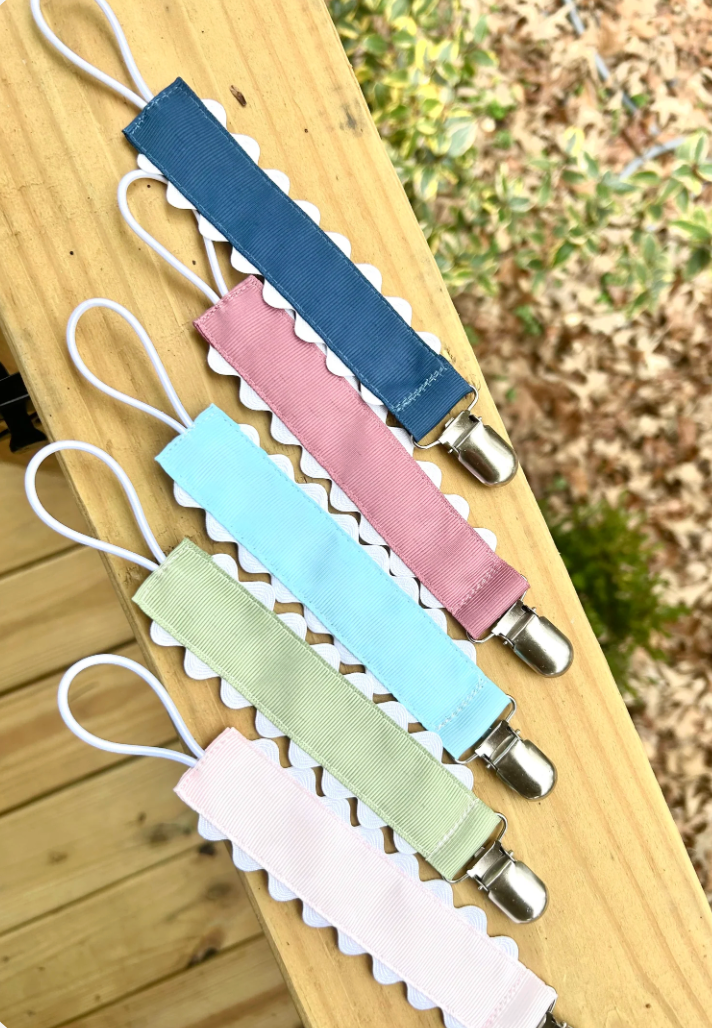 Paci Clip Singles